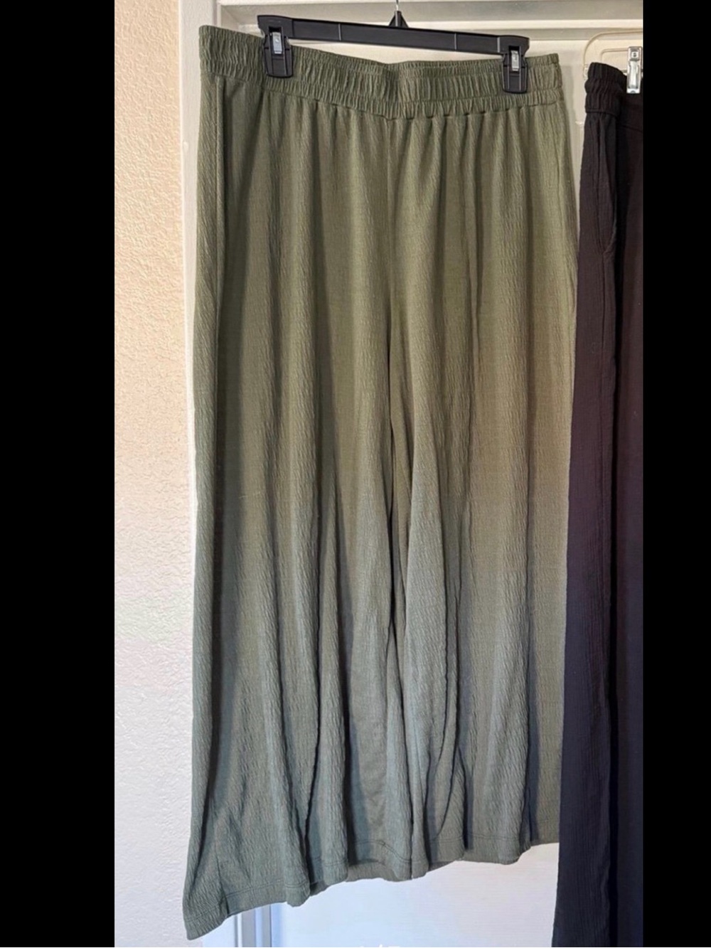 Cable & Gauge - Olive Green Wide-Leg Elastic Waist Pants